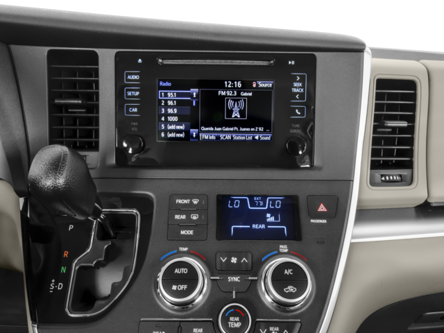 2017 Toyota Sienna L 7 Passenger