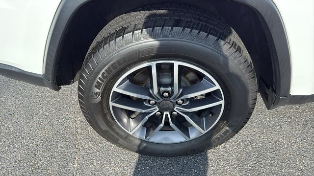 2019 Jeep Grand Cherokee Limited 4x2