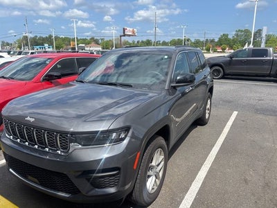 2025 Jeep Grand Cherokee Laredo