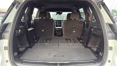 2025 Jeep Grand Cherokee L Laredo 4x2