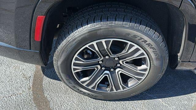 2024 Jeep Wagoneer Series II 4x2