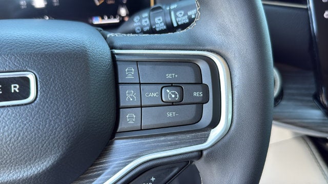 2023 Jeep Wagoneer Series II 4x4