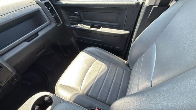 2018 RAM 1500 Tradesman Quad Cab 4x2 6'4' Box