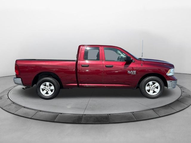 2024 RAM 1500 Classic SLT Quad Cab 4x2 6'4' Box