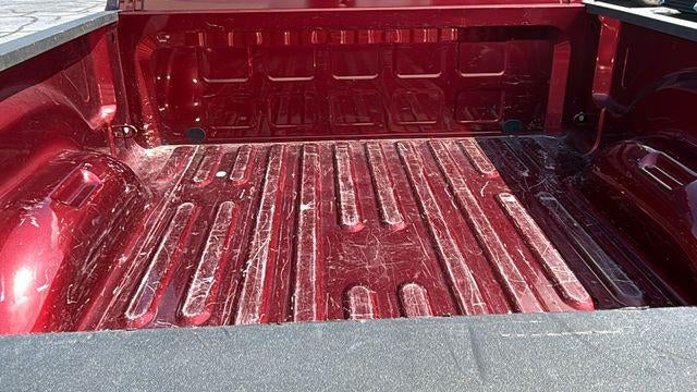 2024 RAM 1500 Classic SLT Quad Cab 4x2 6'4' Box