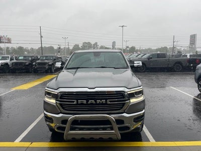 2020 RAM 1500 Laramie Crew Cab 4x2 5'7' Box
