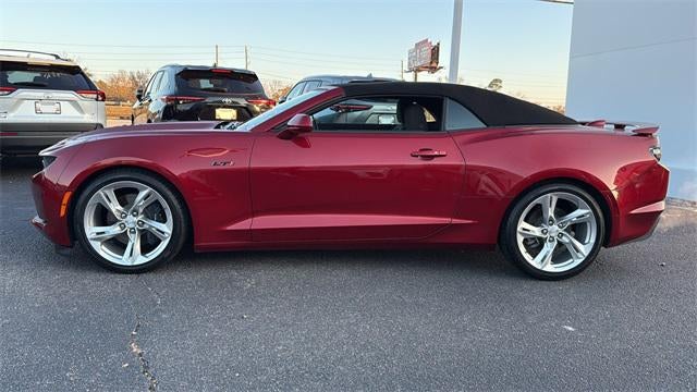 2022 Chevrolet Camaro RWD Convertible LT1
