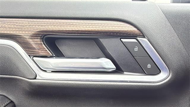 2025 Chevrolet Silverado 2500HD 4WD Crew Cab Standard Bed LT