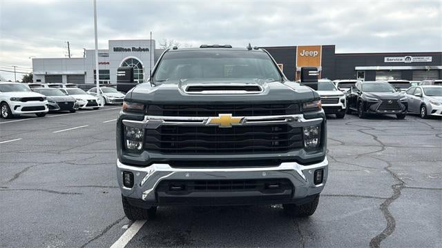 2025 Chevrolet Silverado 2500HD 4WD Crew Cab Standard Bed LT
