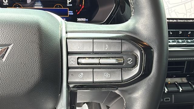 2024 Chevrolet Colorado 2WD LT