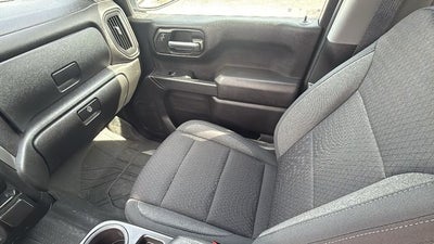 2024 Chevrolet Silverado 1500 4WD Double Cab Standard Bed Custom