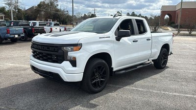 2024 Chevrolet Silverado 1500 4WD Double Cab Standard Bed Custom