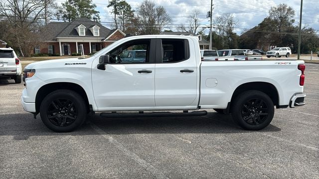 2024 Chevrolet Silverado 1500 4WD Double Cab Standard Bed Custom