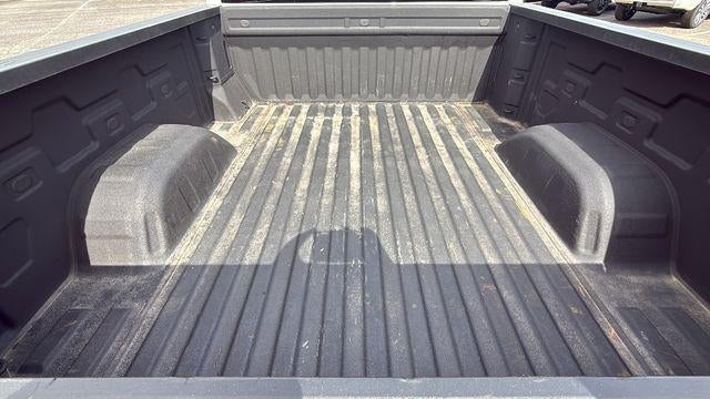 2024 Chevrolet Silverado 1500 4WD Double Cab Standard Bed Custom