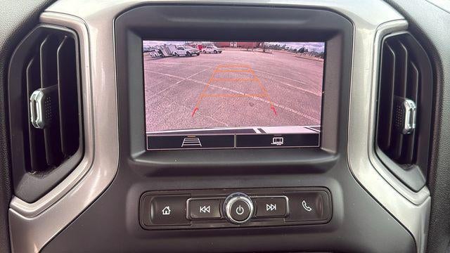 2024 Chevrolet Silverado 1500 4WD Double Cab Standard Bed Custom