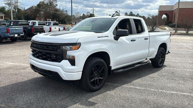 2024 Chevrolet Silverado 1500 4WD Double Cab Standard Bed Custom