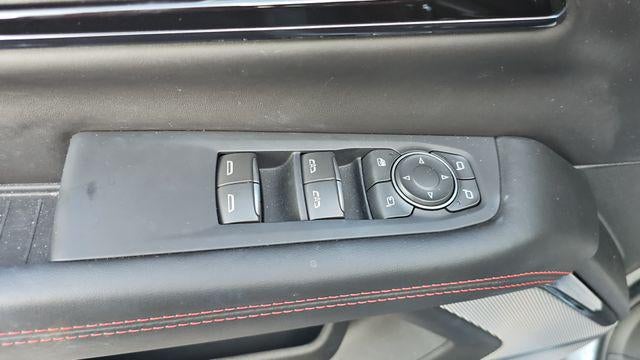 2025 GMC Yukon XL 4WD AT4 Ultimate