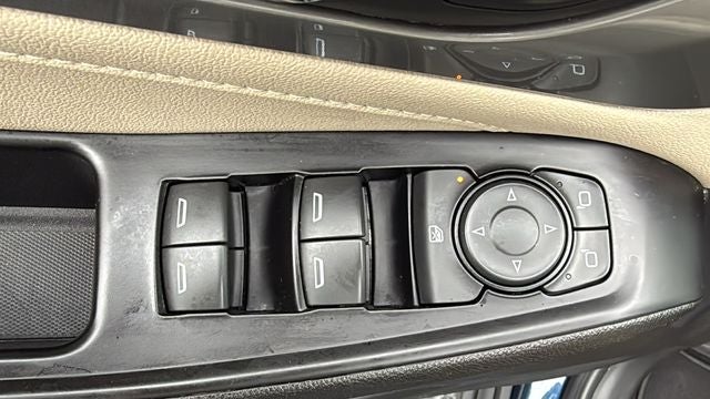 2023 Chevrolet Traverse FWD LS