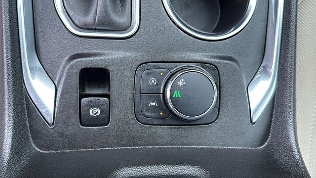 2023 Chevrolet Traverse FWD LS