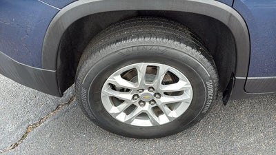 2023 Chevrolet Traverse FWD LS