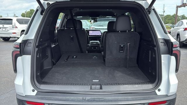2025 Chevrolet Traverse FWD LT