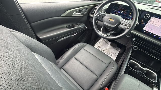 2025 Chevrolet Traverse FWD LT