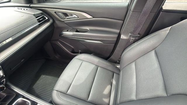 2025 Chevrolet Traverse FWD LT