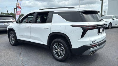 2025 Chevrolet Traverse FWD LT
