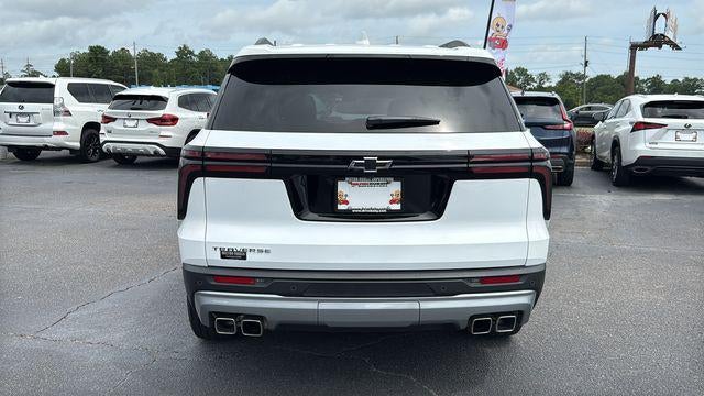 2025 Chevrolet Traverse FWD LT