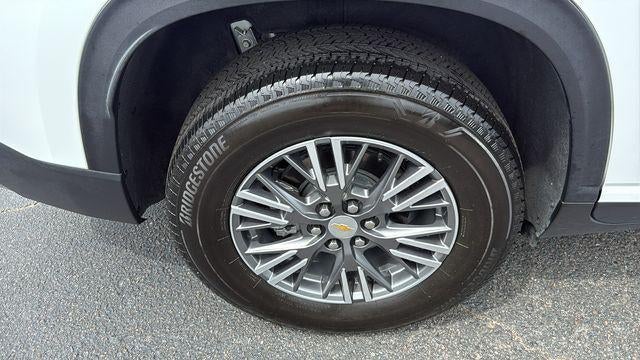 2025 Chevrolet Traverse FWD LT