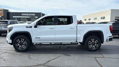 2023 GMC Sierra 1500 4WD Crew Cab Short Box AT4