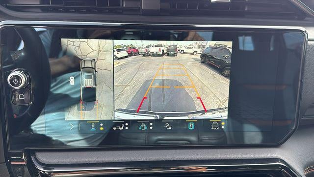 2023 GMC Sierra 1500 4WD Crew Cab Short Box AT4