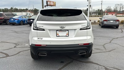 2022 Cadillac XT4 FWD Luxury