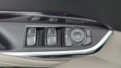 2022 Cadillac XT4 FWD Luxury