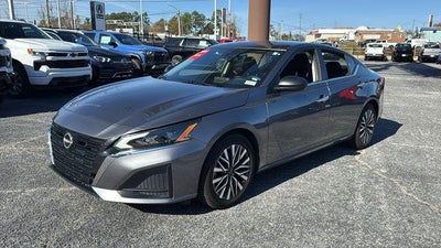 2024 Nissan Altima SV FWD