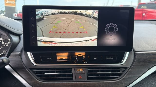 2024 Nissan Altima SV FWD