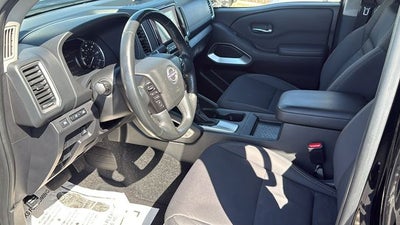 2023 Nissan Frontier Crew Cab SV 4x2