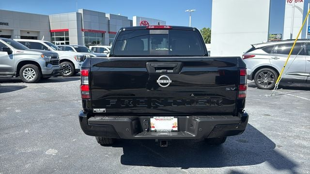 2023 Nissan Frontier Crew Cab SV 4x2