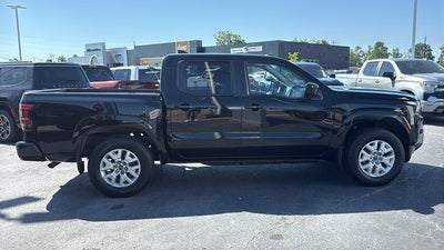 2023 Nissan Frontier Crew Cab SV 4x2