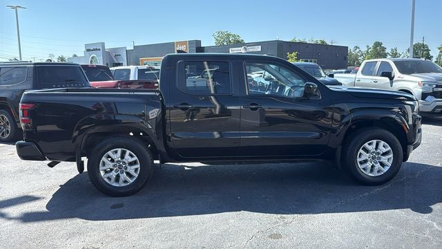 2023 Nissan Frontier Crew Cab SV 4x2