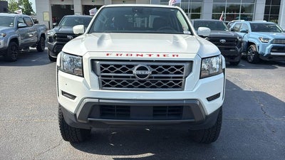 2022 Nissan Frontier Crew Cab SV 4x2