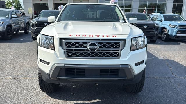 2022 Nissan Frontier Crew Cab SV 4x2