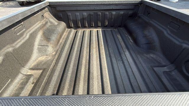 2022 Nissan Frontier Crew Cab SV 4x2