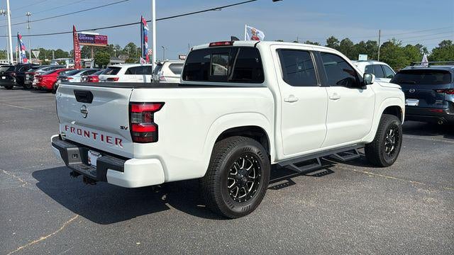 2022 Nissan Frontier Crew Cab SV 4x2