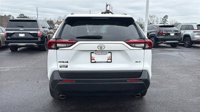 2019 Toyota RAV4 XLE