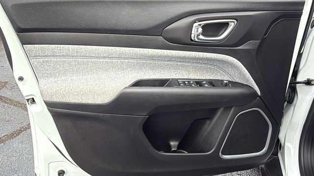 2022 Jeep Compass Latitude FWD