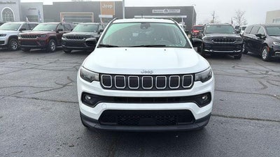 2022 Jeep Compass Latitude FWD