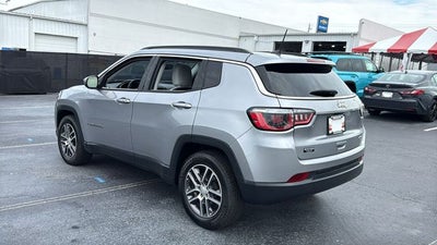 2018 Jeep Compass Latitude FWD