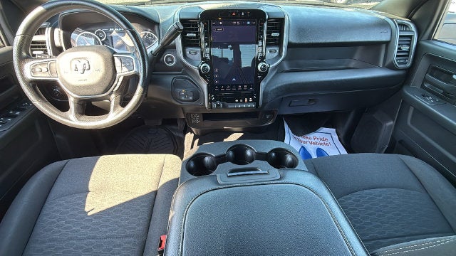 2025 RAM 3500 Tradesman Crew Cab 4x4 6'4' Box