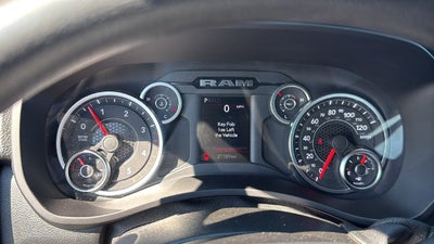2025 RAM 3500 Tradesman Crew Cab 4x4 6'4' Box